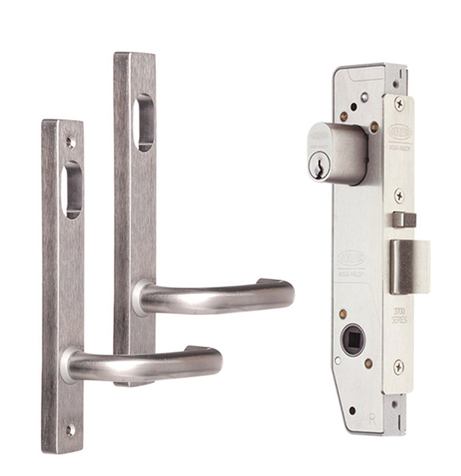 472 Hinged Door - Lock and Handle - Keyed out, keyed in